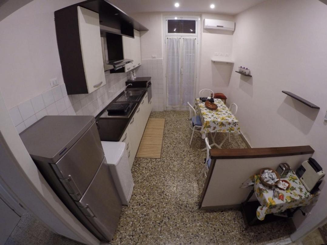Casa Vacanza Concordia Специя Экстерьер фото